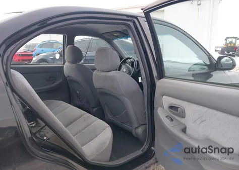 2005 Hyundai Elantra Gls/Gt from USA, damaged, VIN KMHDN46D25U163426